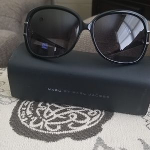 Marc Jacob's Oversized Sunglasses